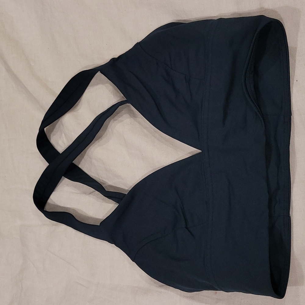 Lululemon bra